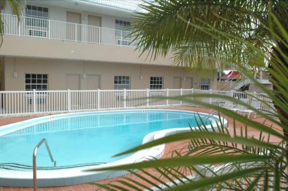 Travelodge By Wyndham Venice Venice Gardens Exteriör bild
